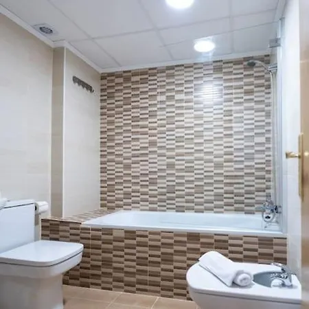 Amplio Apartamento 2 Dormitorios Cerca De La Playa Appartamento Alicante